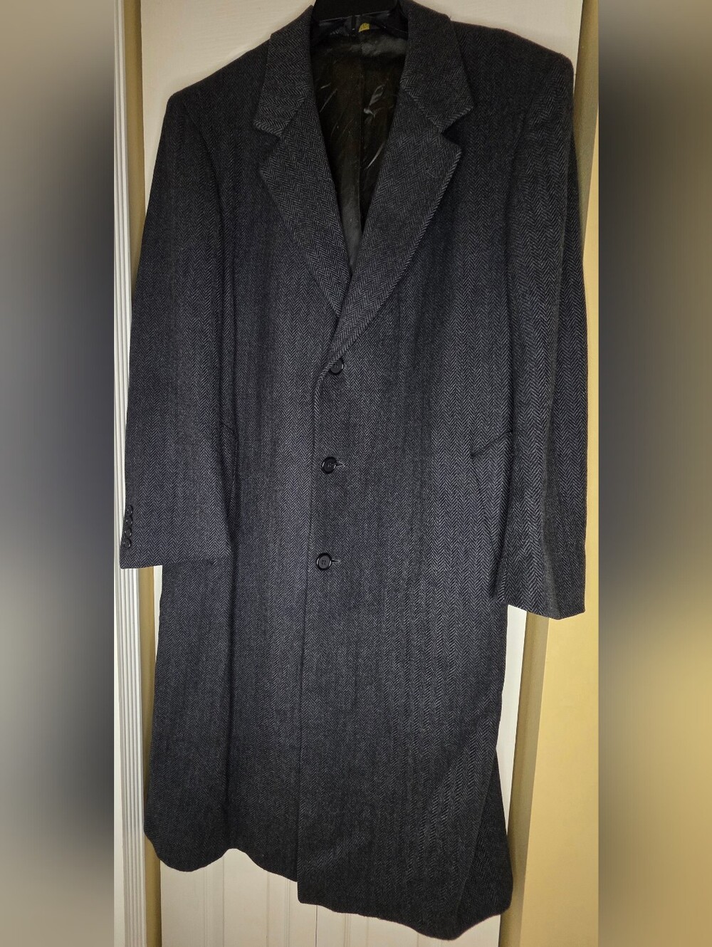 Wright & Simon Men's Gray 44r Herringbone Wool/Lambwool Long Ovetcoat Button